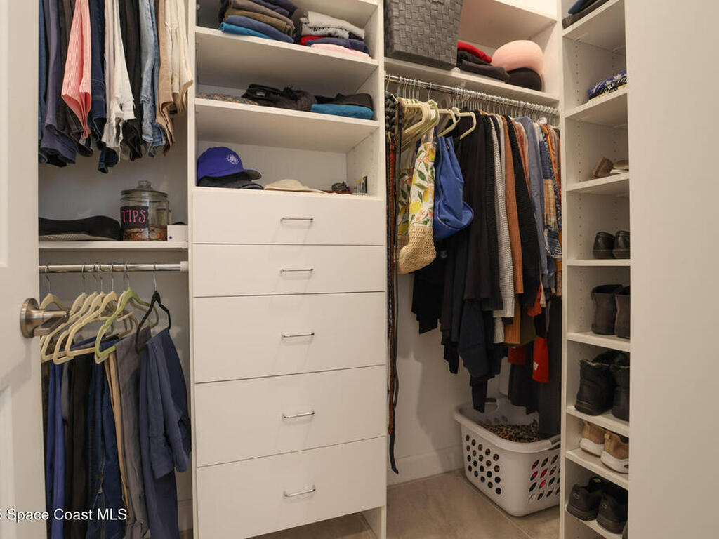 1572 Great Belt Circle, Melbourne, FL 32940