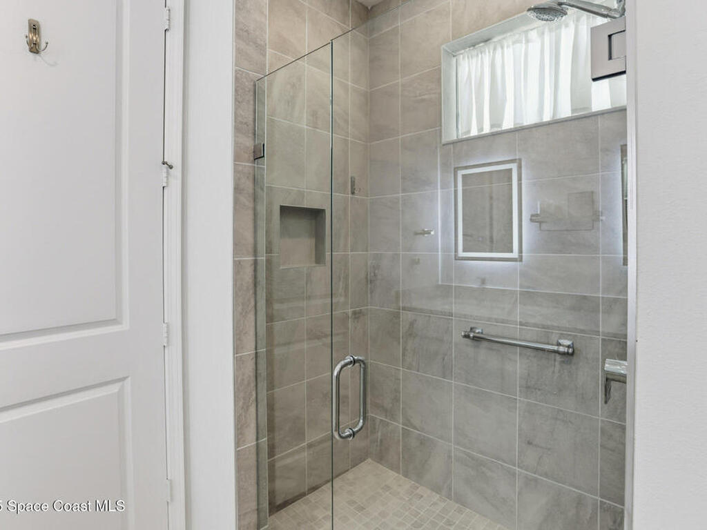 1572 Great Belt Circle, Melbourne, FL 32940