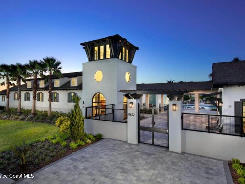 1572 Great Belt Circle, Melbourne, FL 32940