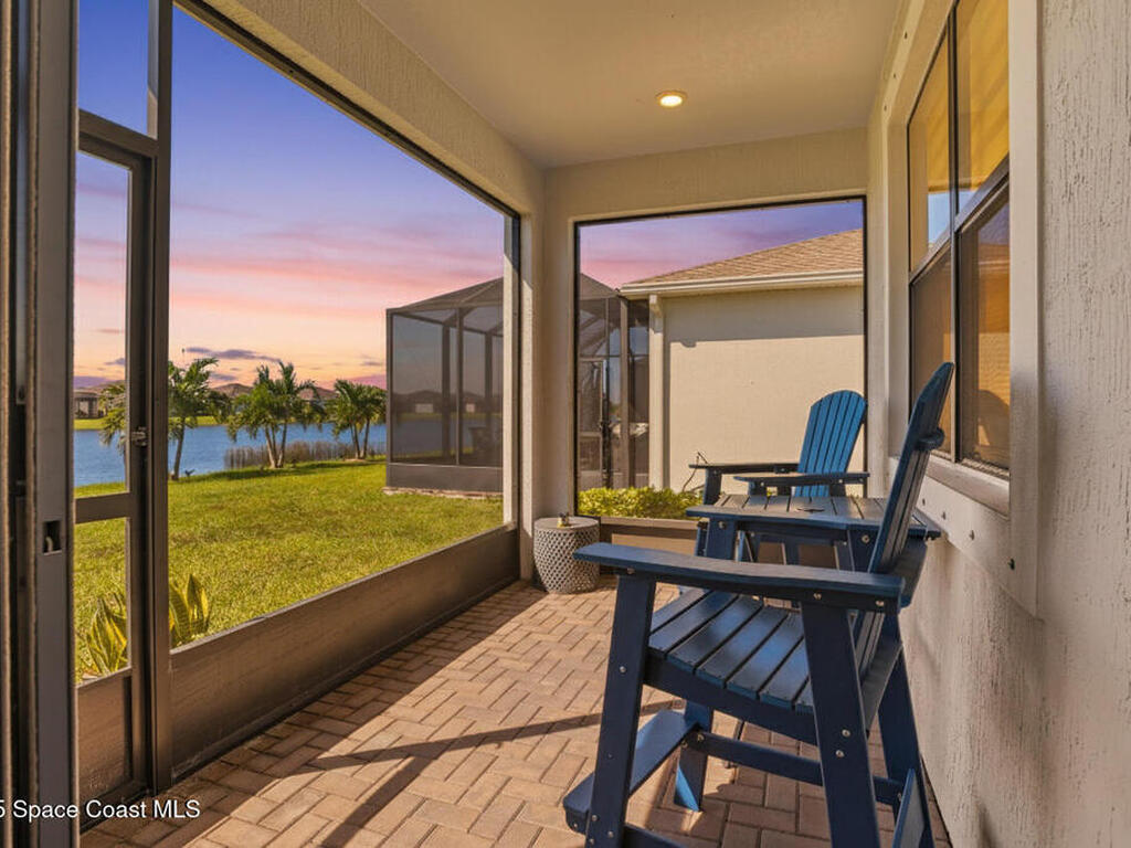 1572 Great Belt Circle, Melbourne, FL 32940