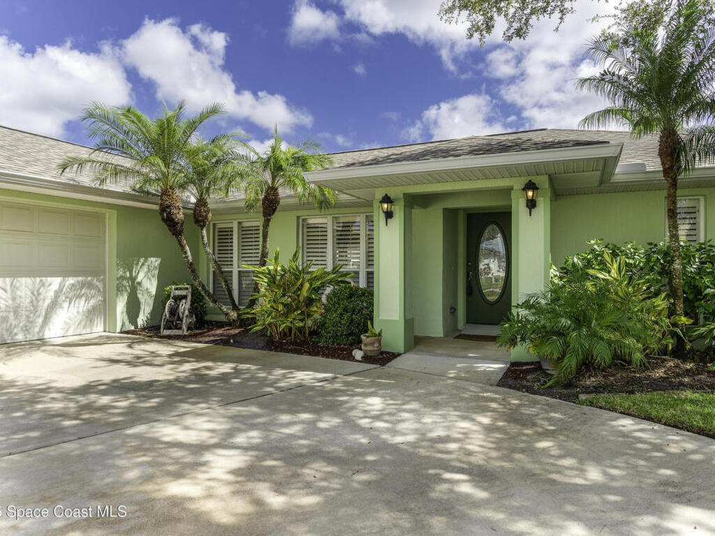 3083 Forest Creek Drive, Melbourne, FL 32901