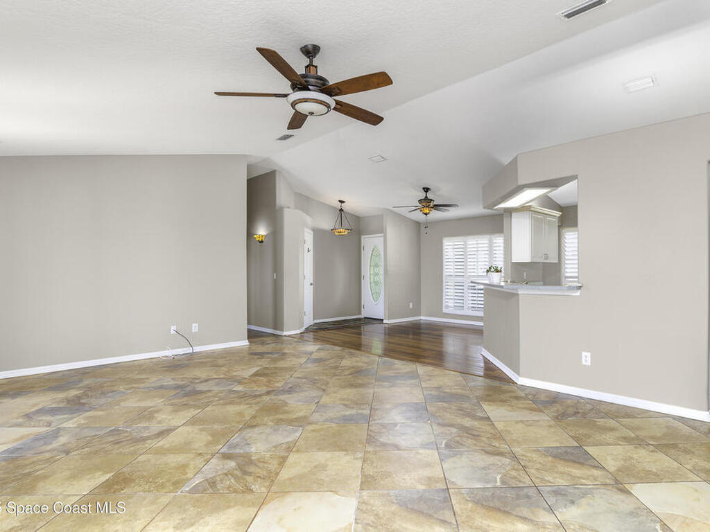 3083 Forest Creek Drive, Melbourne, FL 32901