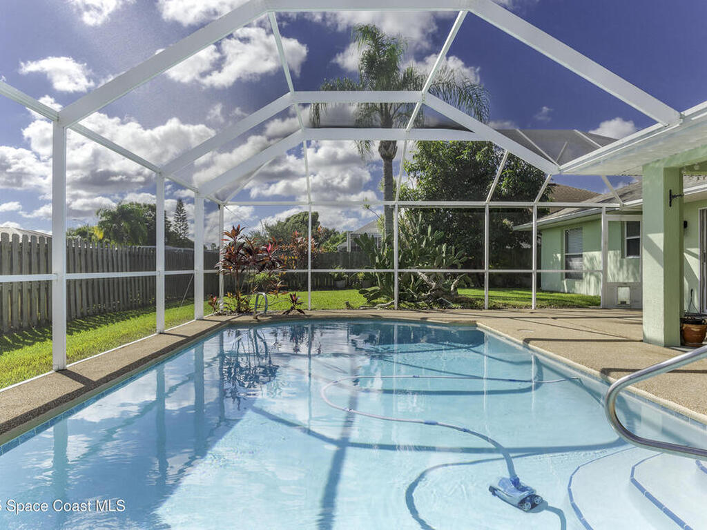 3083 Forest Creek Drive, Melbourne, FL 32901