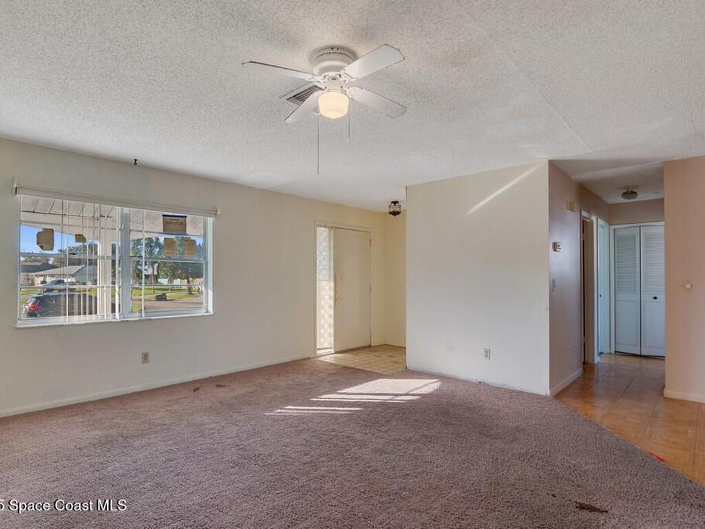 1781 SE Fairfield Street, Port St. Lucie, FL 34983