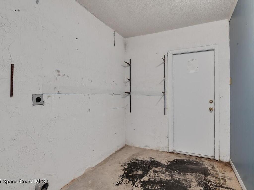 1781 SE Fairfield Street, Port St. Lucie, FL 34983