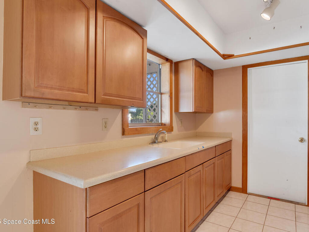 1781 SE Fairfield Street, Port St. Lucie, FL 34983