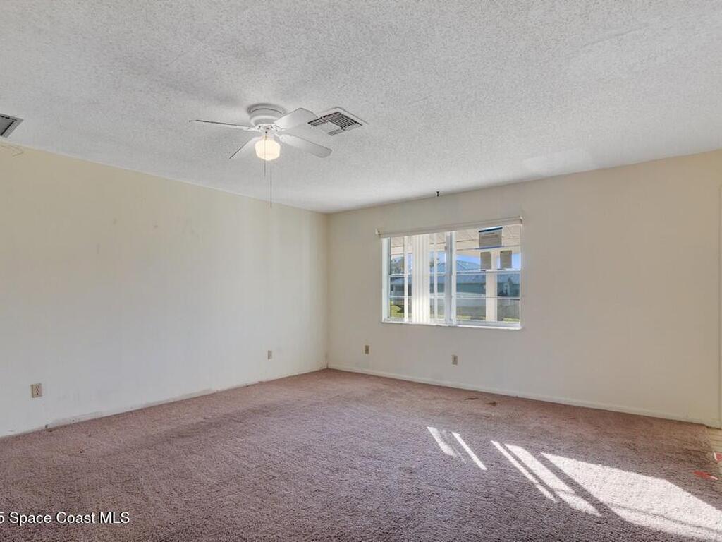 1781 SE Fairfield Street, Port St. Lucie, FL 34983