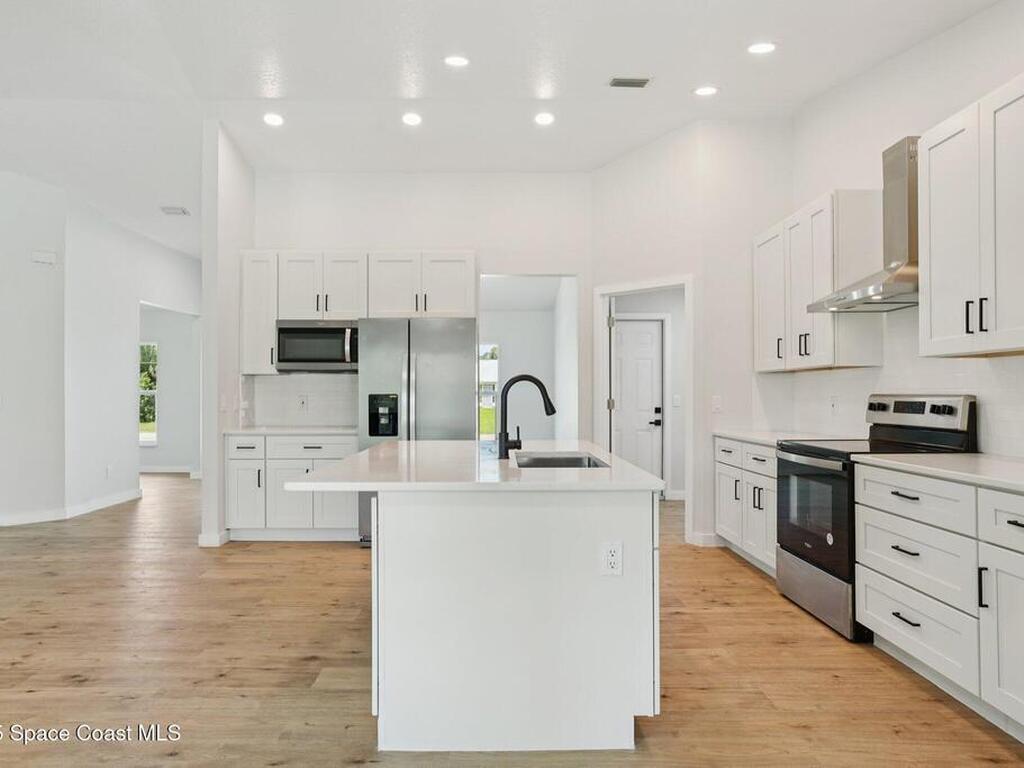 1441 Eldron Boulevard, Palm Bay, FL 32909