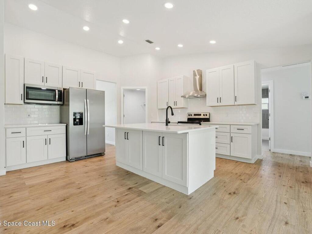 1441 Eldron Boulevard, Palm Bay, FL 32909