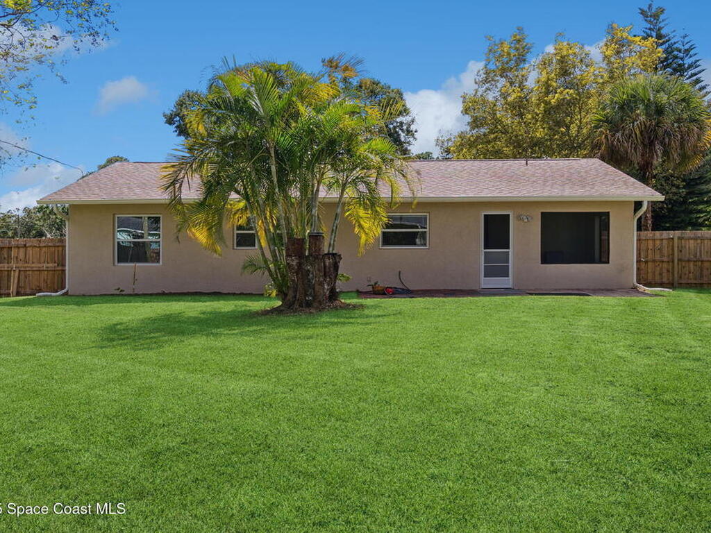 919 Quail Street, Palm Bay, FL 32909