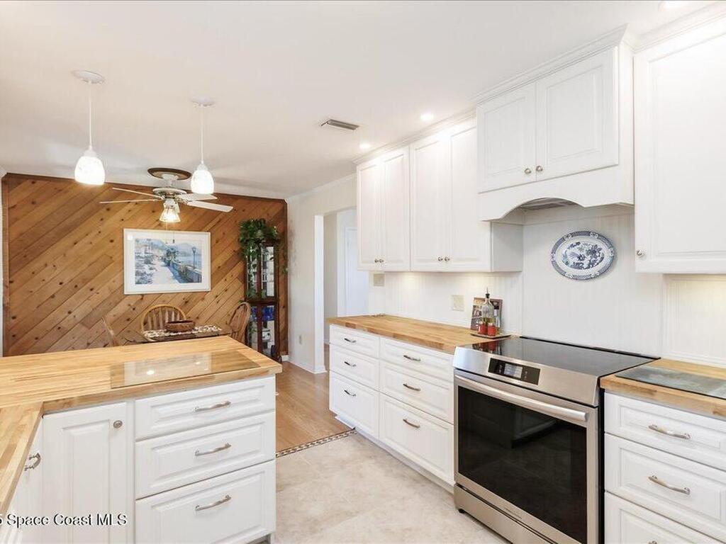 1445 Sunrise Drive, Merritt Island, FL 32952