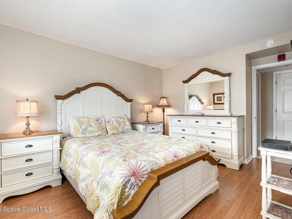 1050 N Atlantic Avenue, Cocoa Beach, FL 32931