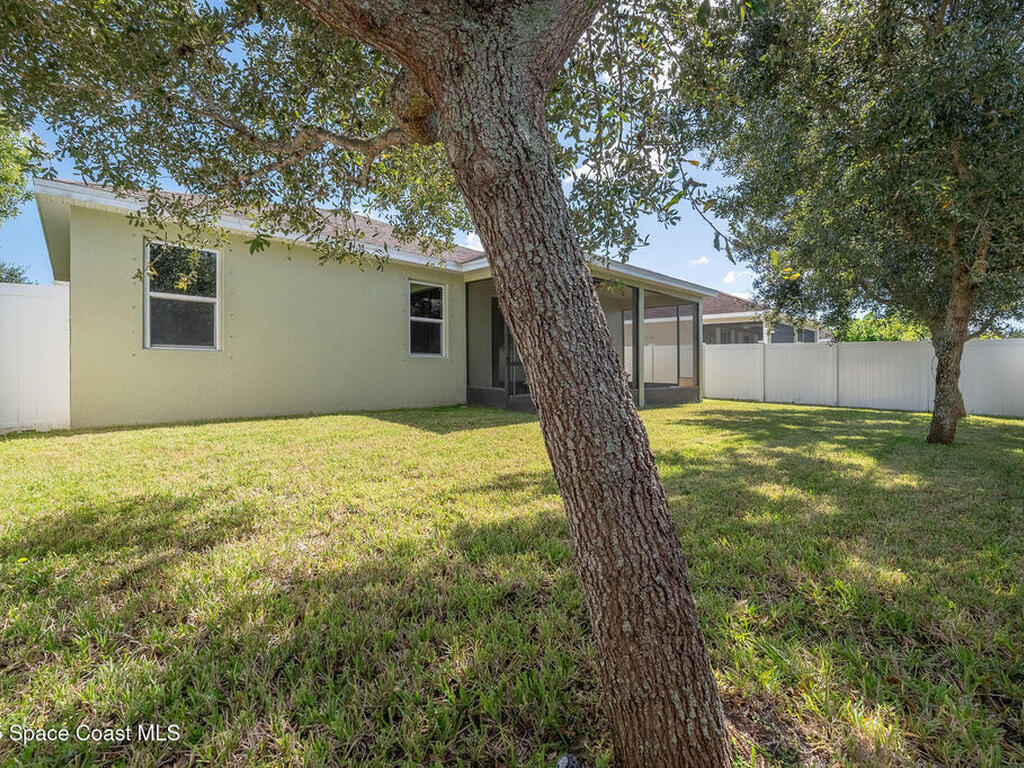 100 Elena Drive, Sebastian, FL 32958