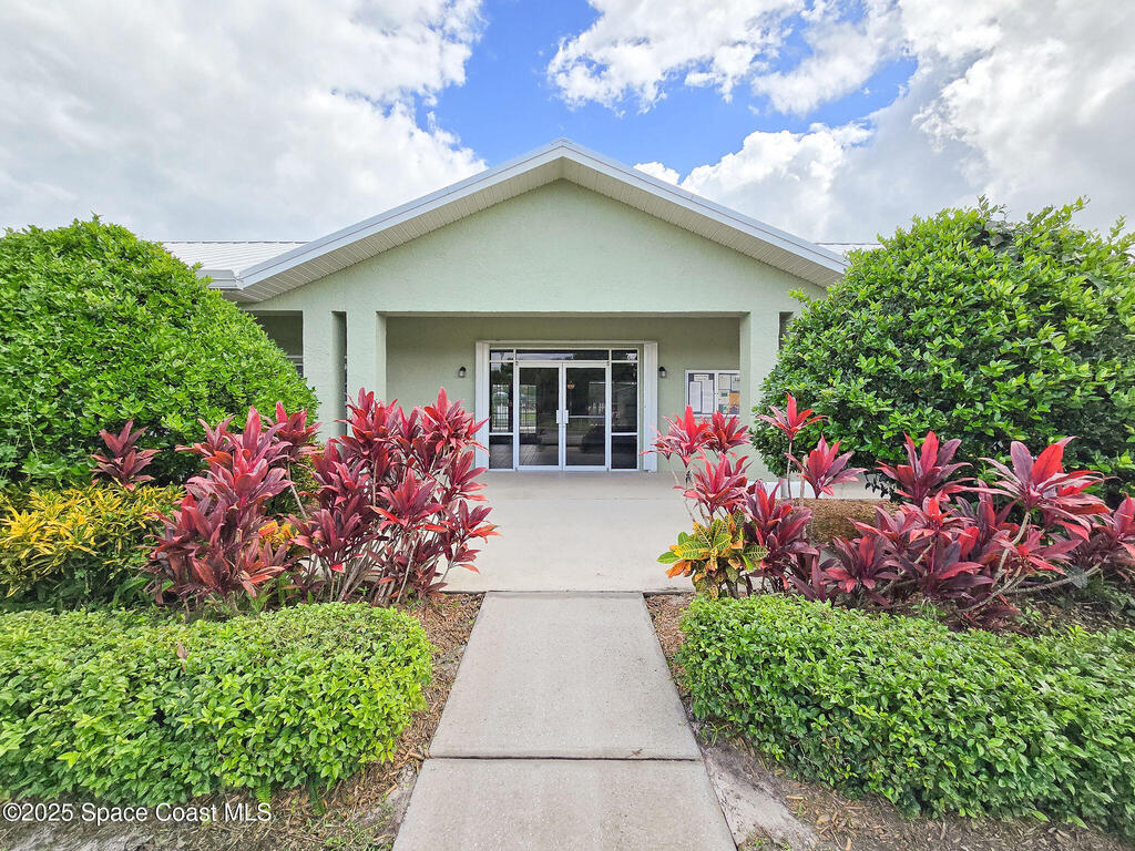 100 Elena Drive, Sebastian, FL 32958