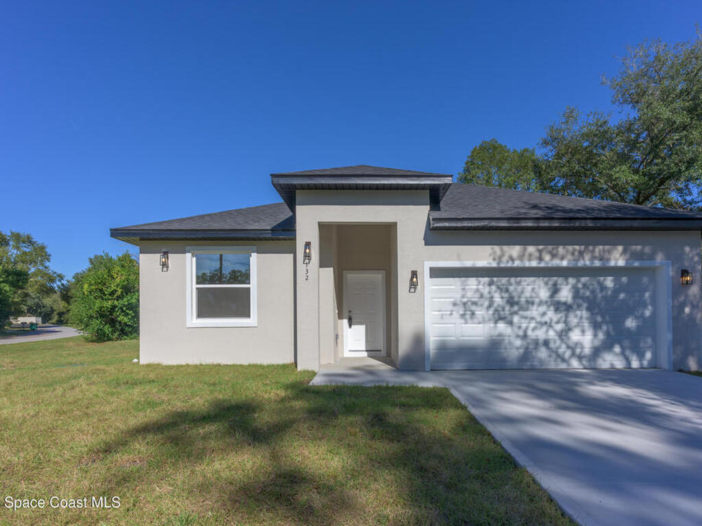 132 Caracas Road, DeBary, FL 32713