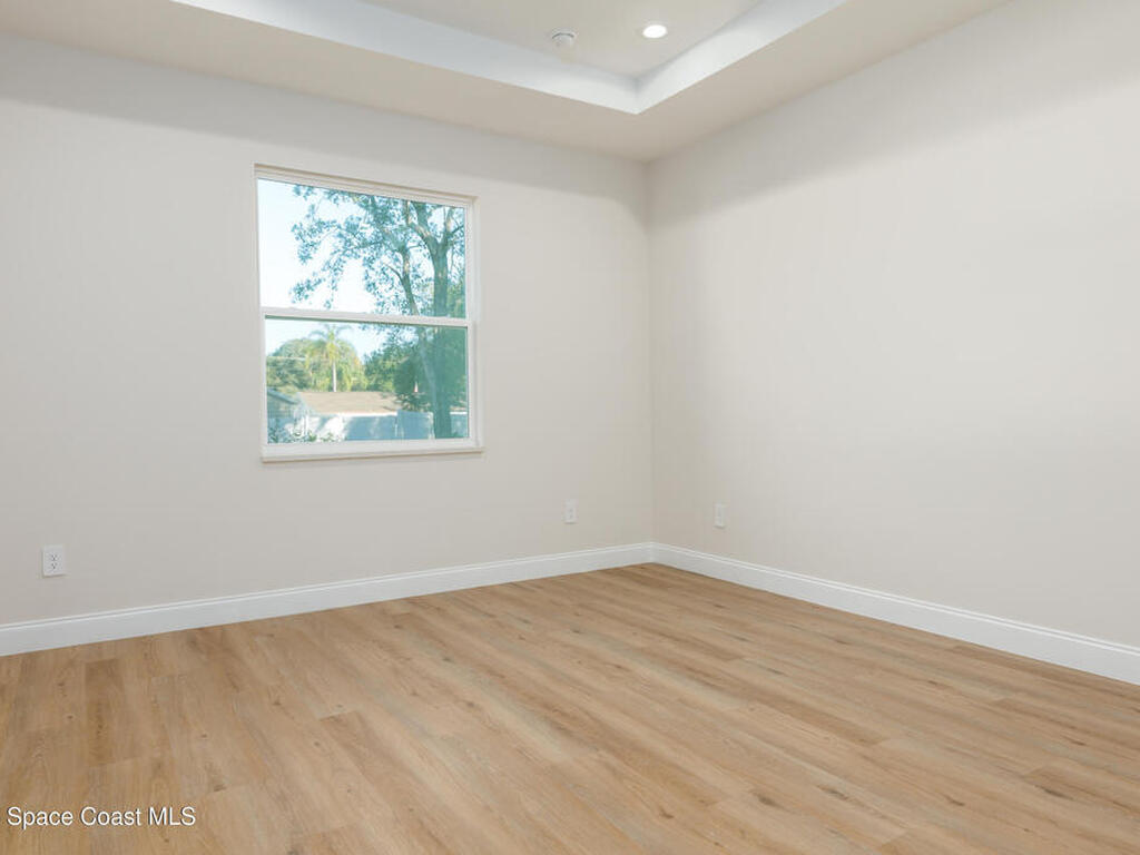 132 Caracas Road, DeBary, FL 32713