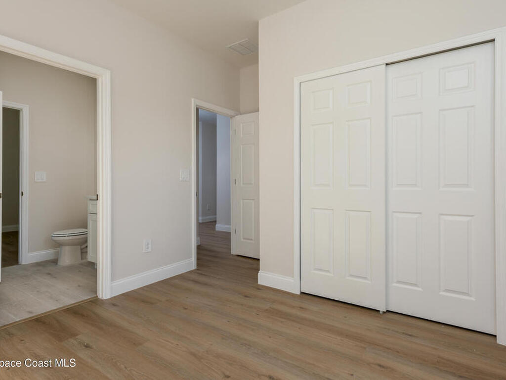 132 Caracas Road, DeBary, FL 32713