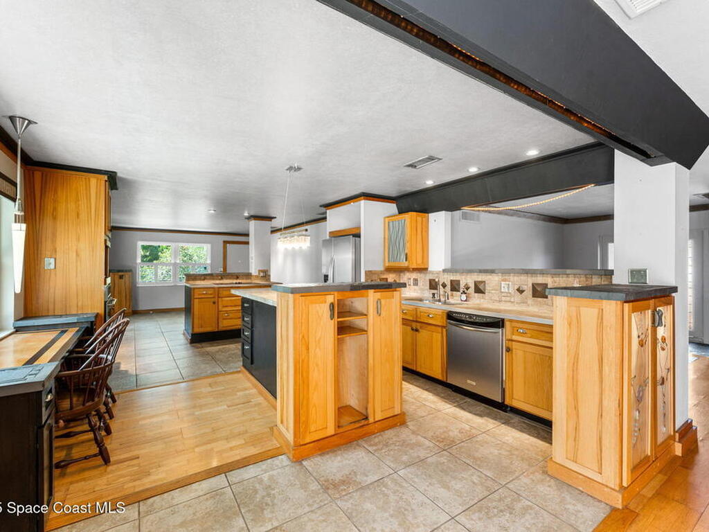 11 Highview Drive, Cocoa, FL 32922