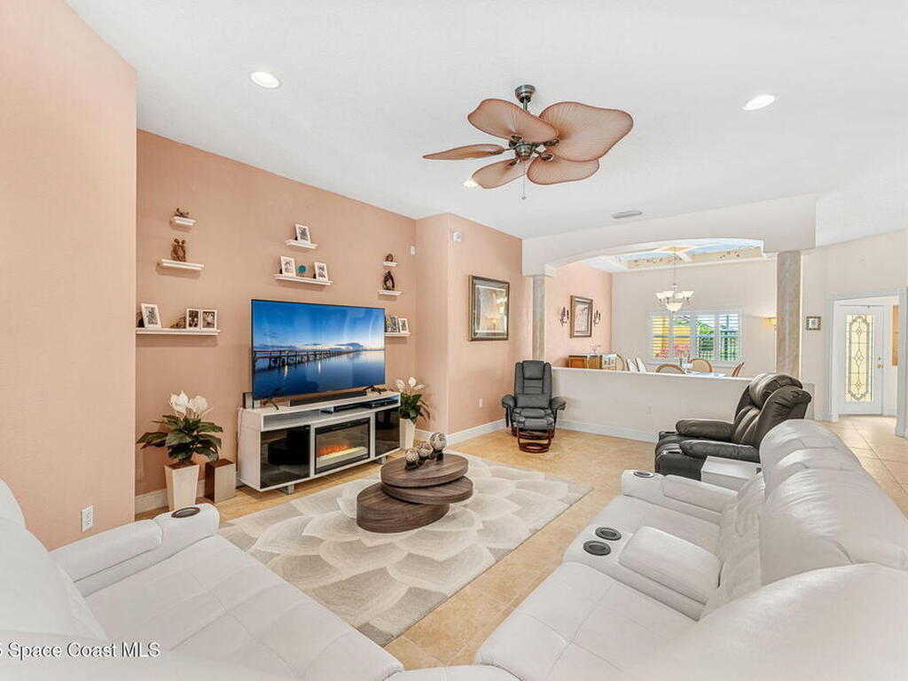 2037 Auburn Lakes Drive, Viera, FL 32955