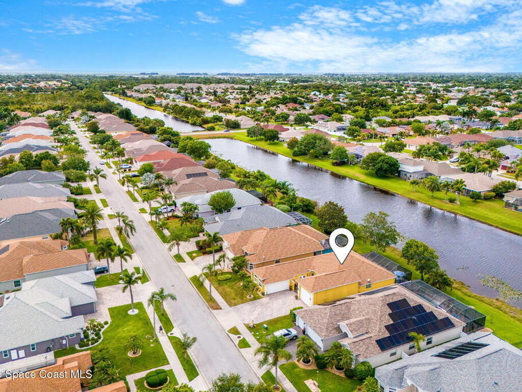 2037 Auburn Lakes Drive, Viera, FL 32955