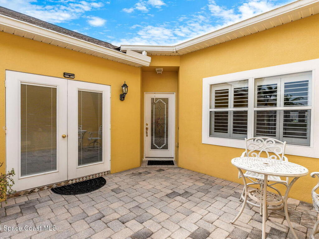 2037 Auburn Lakes Drive, Viera, FL 32955