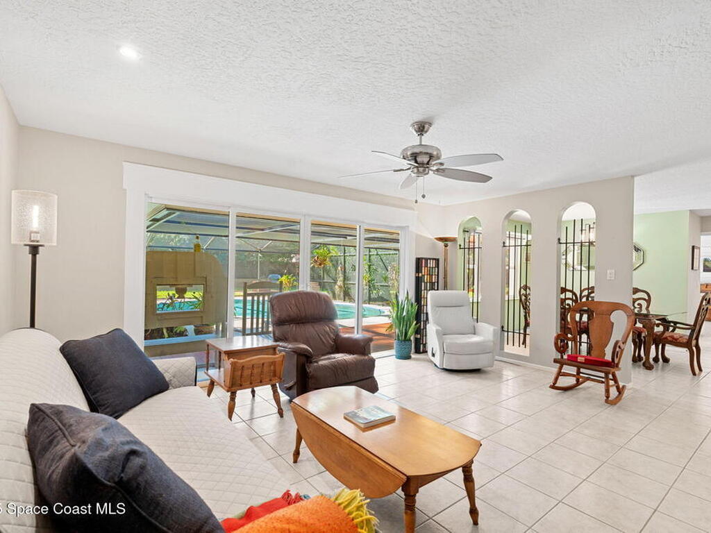 135 N Twin Lakes Road, Cocoa, FL 32926