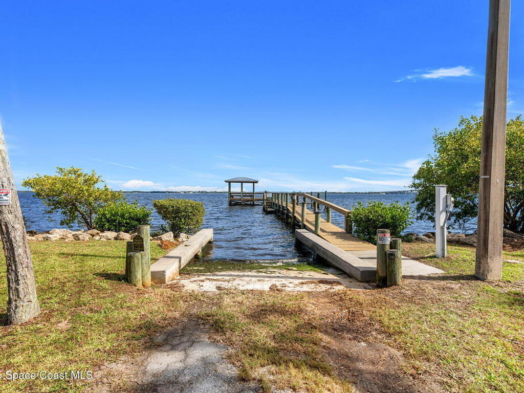 135 N Twin Lakes Road, Cocoa, FL 32926