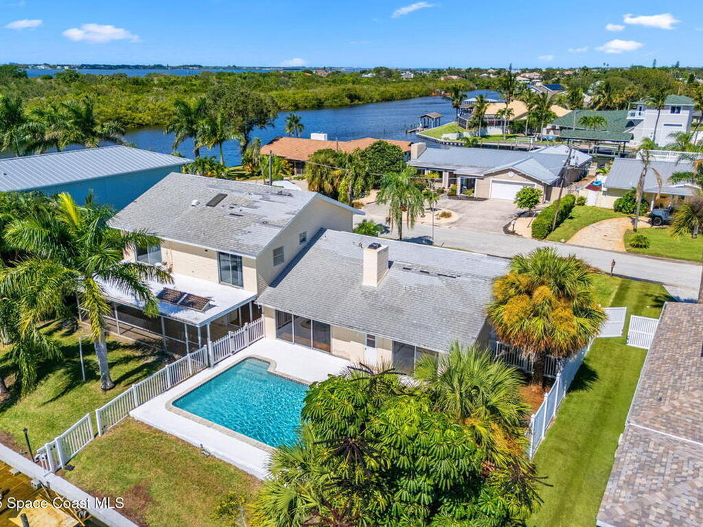 695 Jackson Court, Satellite Beach, FL 32937