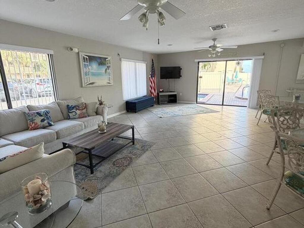 3180 N Atlantic Avenue, Cocoa Beach, FL 32931