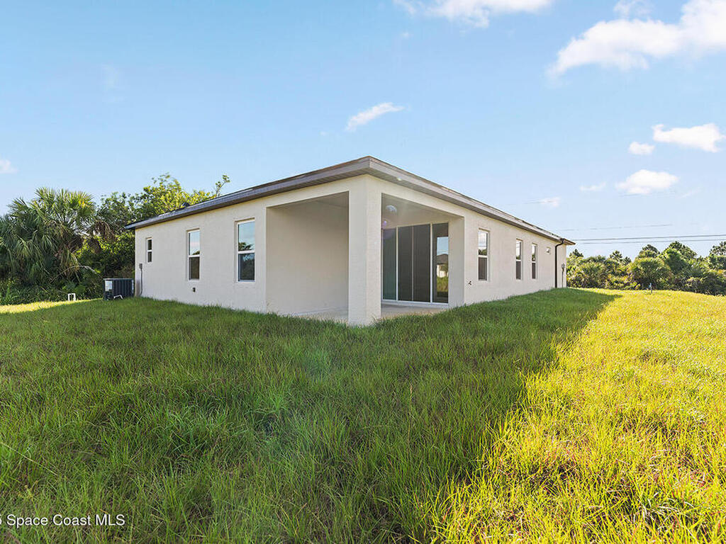 2941 Anjar Avenue, Palm Bay, FL 32908