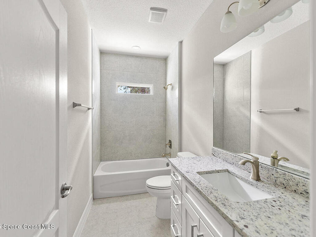 2718 Lakeland Avenue, Palm Bay, FL 32908