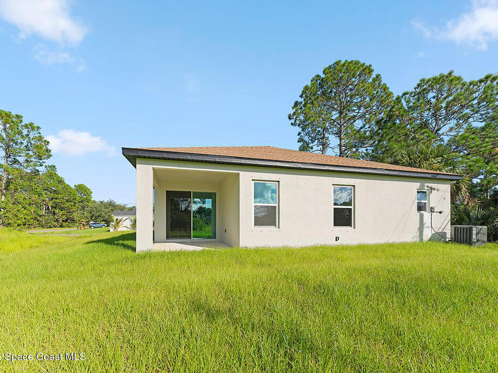 2718 Lakeland Avenue, Palm Bay, FL 32908