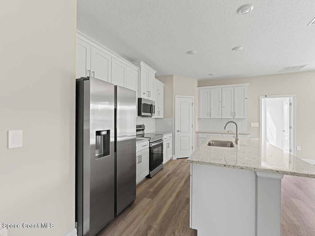 2718 Lakeland Avenue, Palm Bay, FL 32908