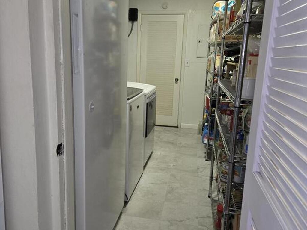 310 Glenwood Avenue, Satellite Beach, FL 32937