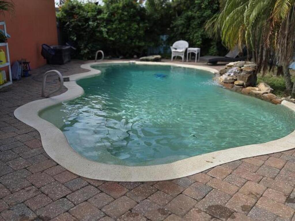 310 Glenwood Avenue, Satellite Beach, FL 32937