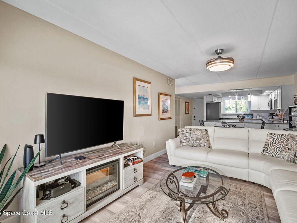 1001 W Eau Gallie Boulevard, Melbourne, FL 32935