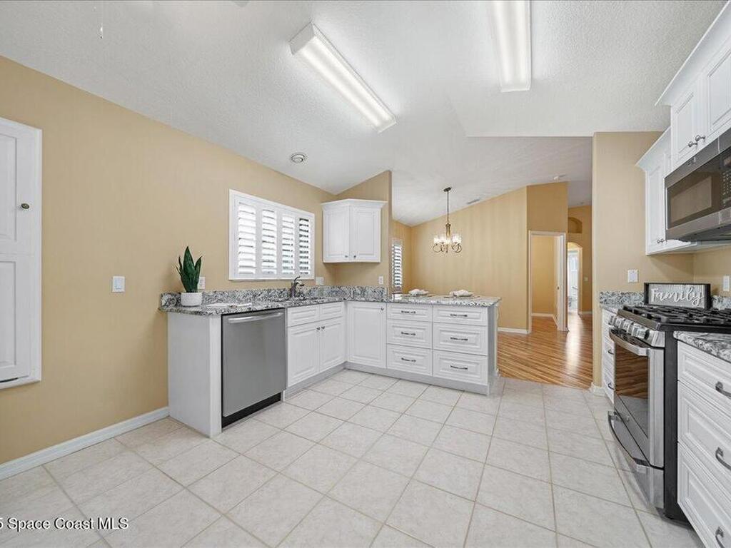 1671 Lago Mar Drive, Melbourne, FL 32940