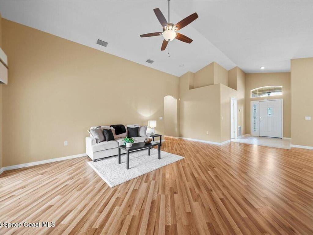 1671 Lago Mar Drive, Melbourne, FL 32940