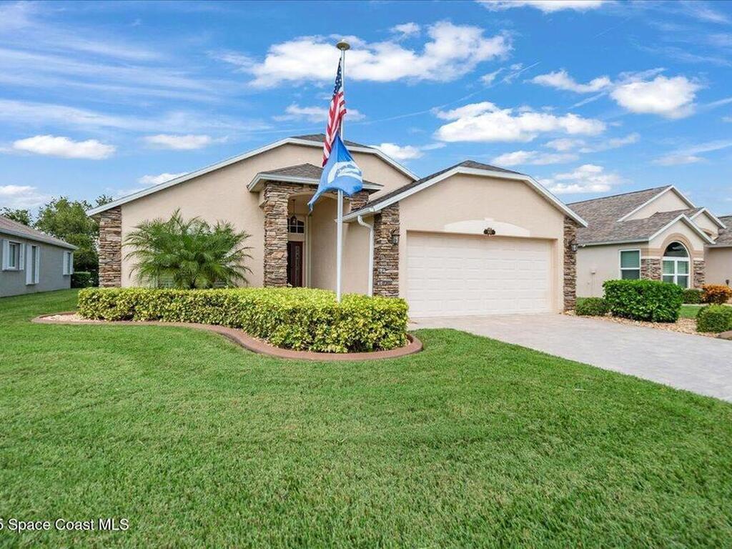 1671 Lago Mar Drive, Melbourne, FL 32940