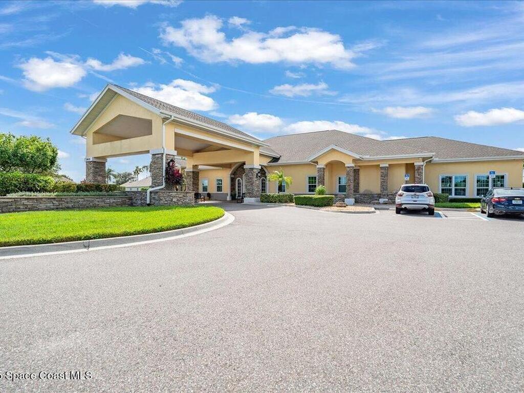 1671 Lago Mar Drive, Melbourne, FL 32940