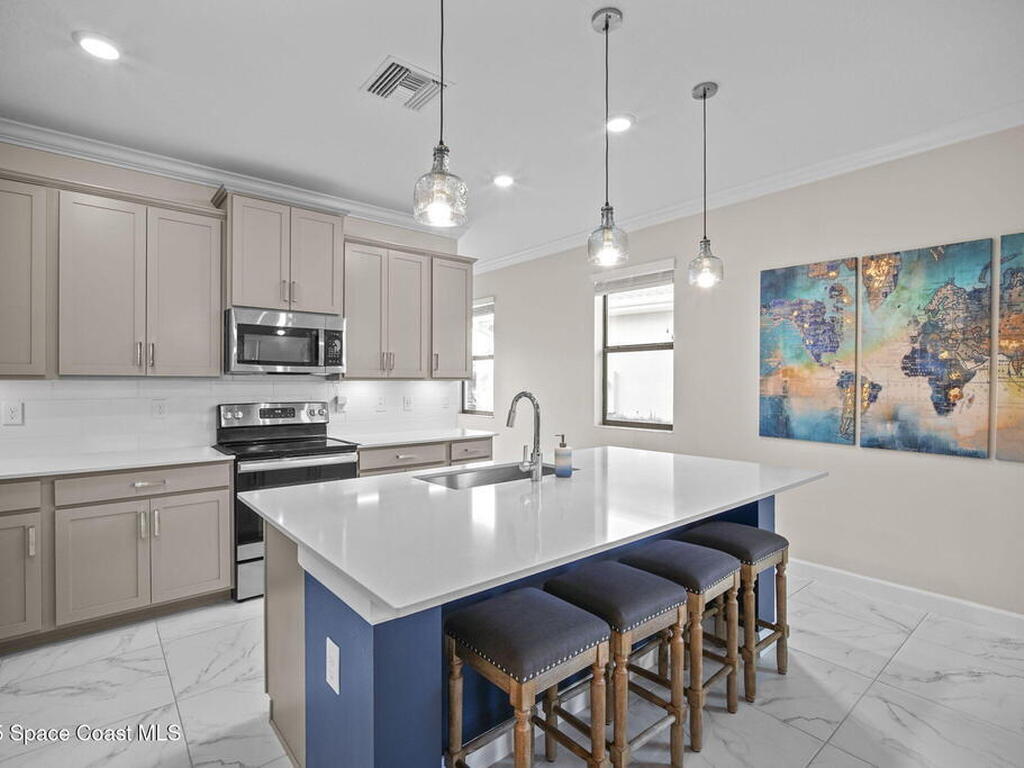 2062 Great Belt Circle, Melbourne, FL 32940