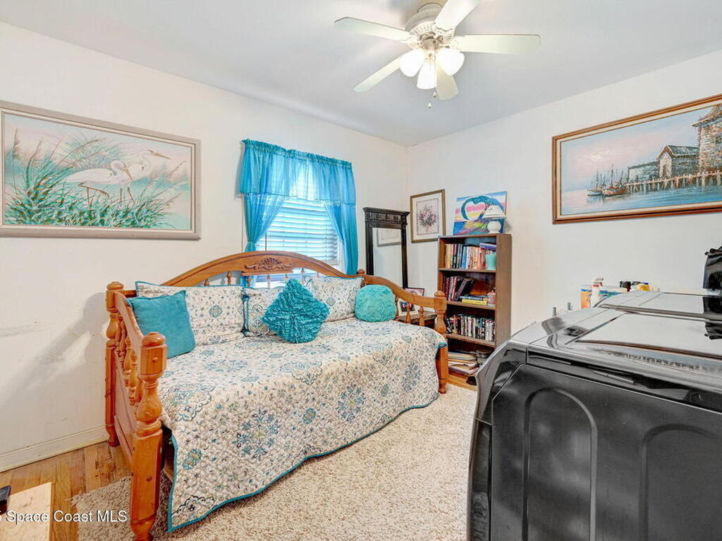 152 E East Colonial Court Court, Indian Harbour Beach, FL 32937