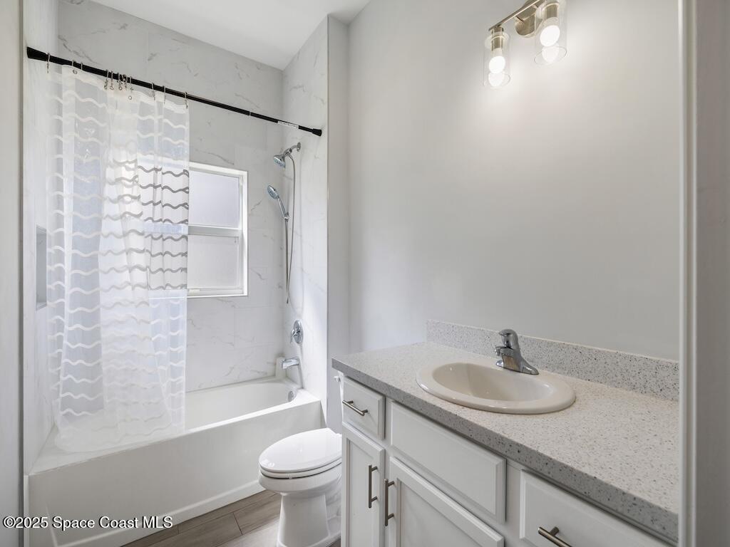 1395 17th Court, Vero Beach, FL 32962