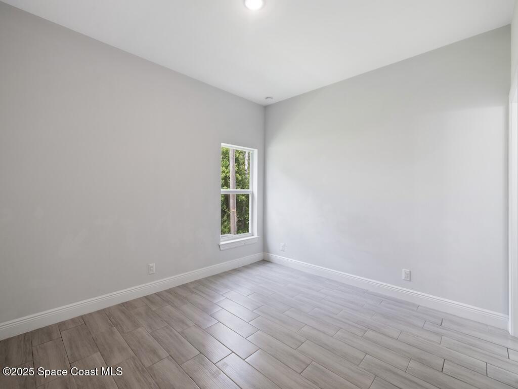 1395 17th Court, Vero Beach, FL 32962