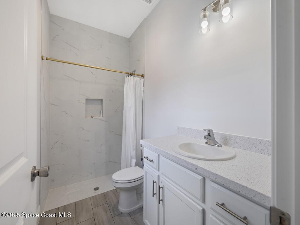 1395 17th Court, Vero Beach, FL 32962