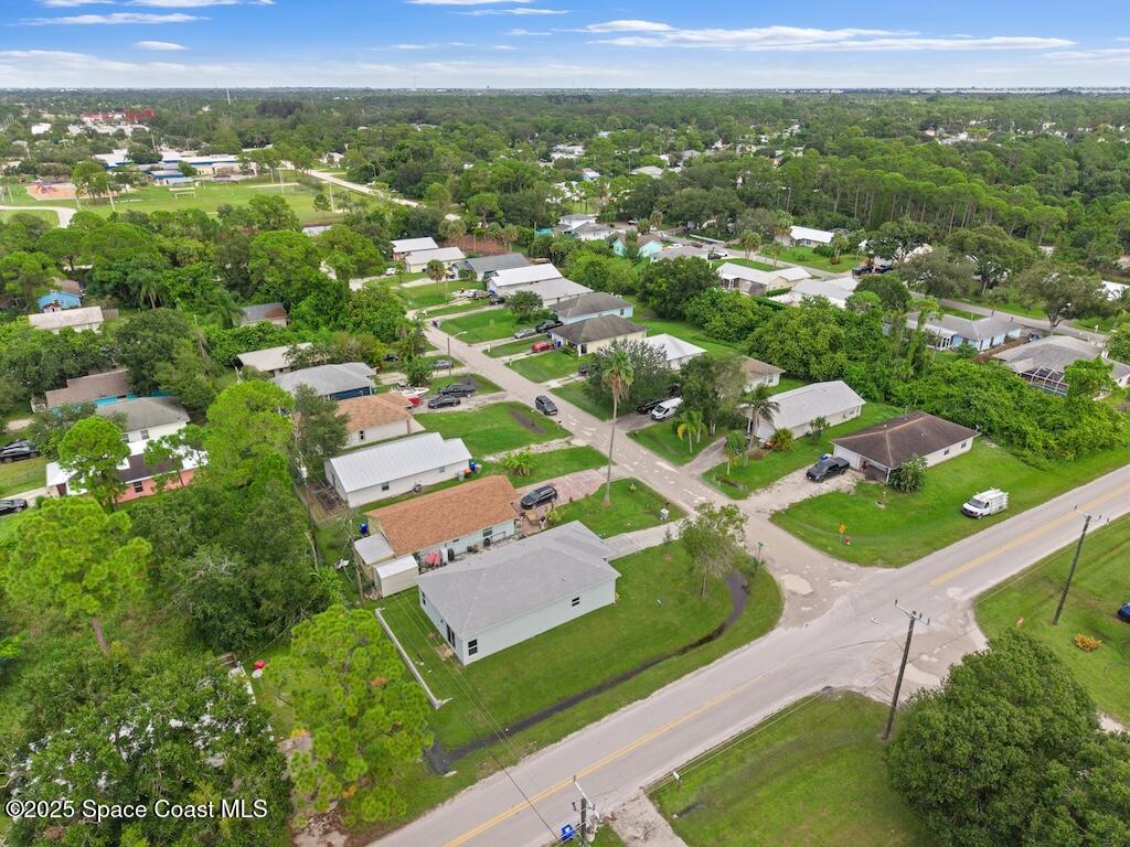 1395 17th Court, Vero Beach, FL 32962