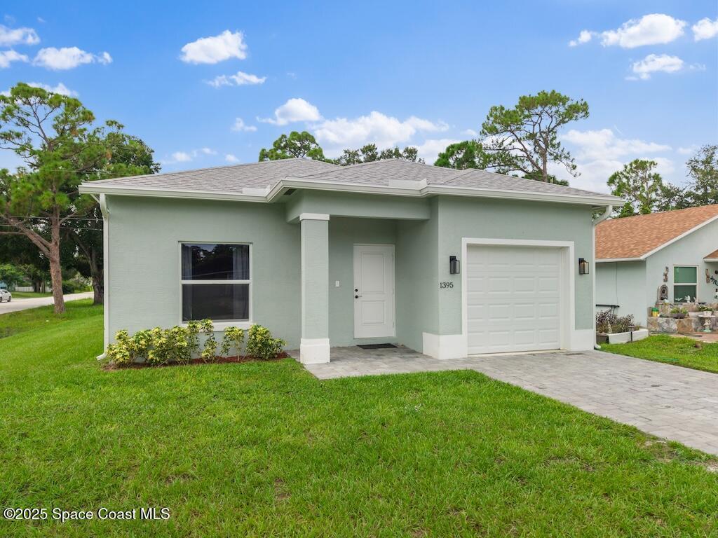 1395 17th Court, Vero Beach, FL 32962
