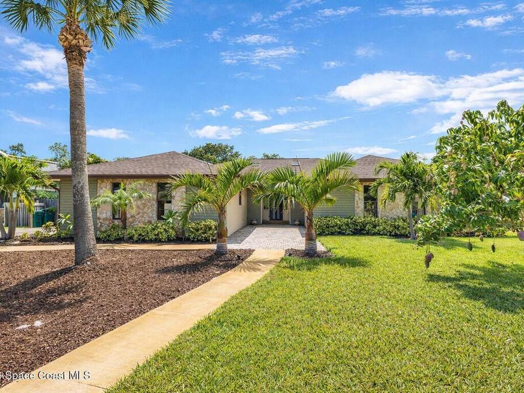 7 Inwood Way, Indian Harbour Beach, FL 32937