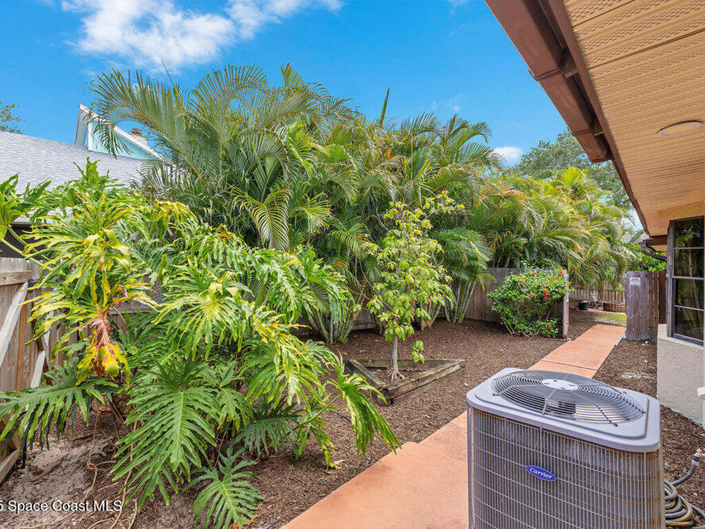 7 Inwood Way, Indian Harbour Beach, FL 32937