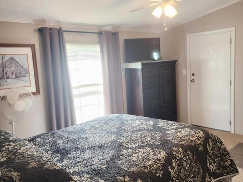 1055 Wren Circle, Barefoot Bay, FL 32976